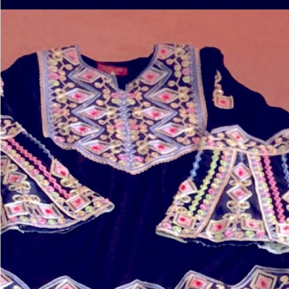 PALESTINIAN THOUBE✅ ACCEPTING REASONABLE OFFERS - Picture 4 of 8